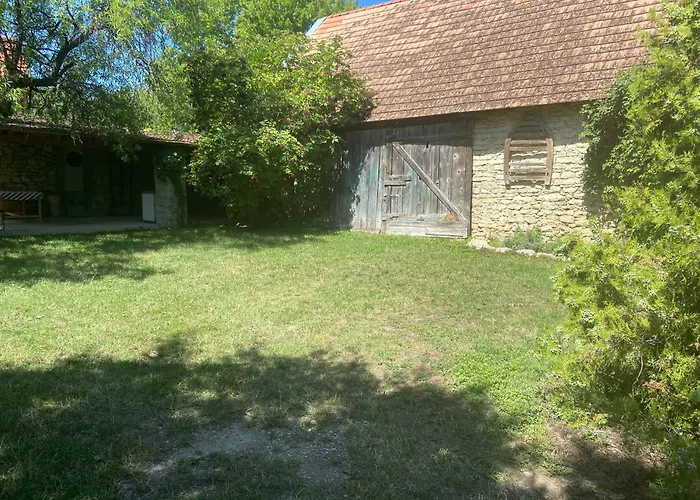 Nyitva * Balatonfured